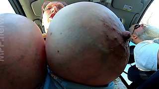 Big boob brunette masturbates on webcam