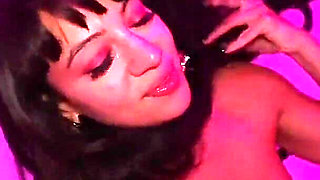 Sasha Pearl Vs. Johnny Love