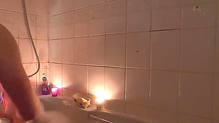 Bath Time Papering Part One