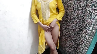 Chacha ne meri jawani dekh kar chut mari