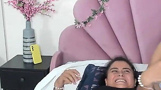 Big Ass 2 Girls Want to Get Fucked