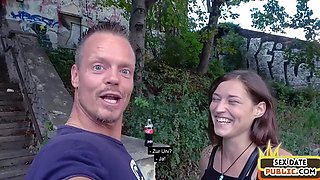 Pulled cumthirsty slut drilled outdoor