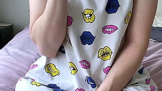 Amateur Webcam Babes Going Solo
