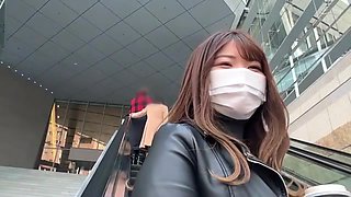 巨乳美女がおっぱい揉まれ、オマンコ弄られて濡れた後はフェラとパイズリの寝取られエッチ