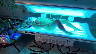 Caught My Wife Masturbating In Tanning Bed So I Came Inside Her