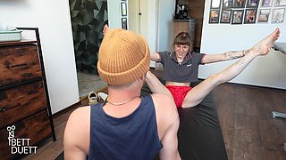 Flexible Girlfriend Fuck!!