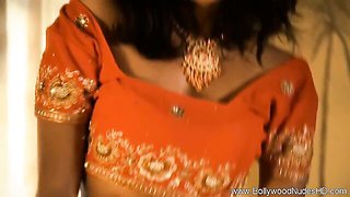 Striking queen - milfs xxx - Bollywood Nudes HD