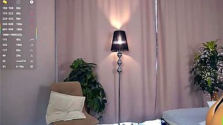 Love Chat Big Boobs Brunette Masturbating For Cam