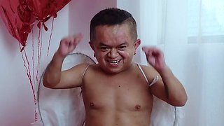 Russian tourist is caught and anally fucked in Peru by young cholo with big cock: Porn