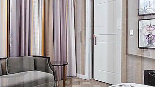 Hoe-tel Maid Freaks Out When She Gets More Than The Tip 18 Min