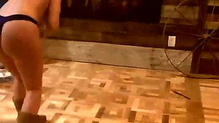 Big booty ass fetish amateurs get oral and suck cock