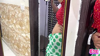 The Desi Tailor Took Advantage of the Opportunity and Freed the Sister-in-law's Curry.