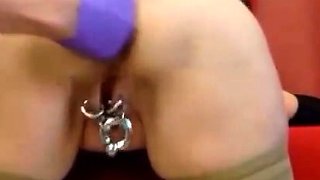Analfistsau - Amateur Anal Gape with a Big Clit
