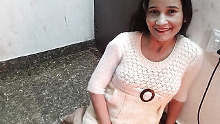 Little step sister ko ghar band kar ke jabar dasti pela