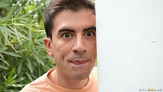 Spray & Splay My Cheeks With Jordi El Nino Polla, La Paisita Oficial - Brazzers