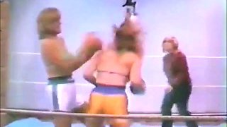 JUDELL deLONG VINTAGE BOXING: Big Tits, Big Ass  Babe Porn