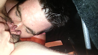 FISTING HER PUSSY UNTIL IT SQUIRTS ALL OVER ME TOMWOODS2020