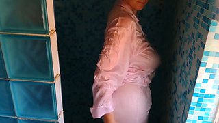 Leann amateur beautiful brunette with big boobs