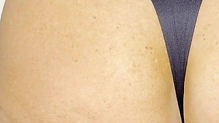 Mature MILF Lana Lee Hooks up with Island Boy: Ride Share Flirt Turns Into Wild Fuck Session!