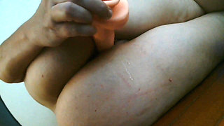 Housewife Making Pussy Squirt on Webcam