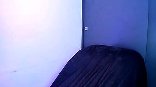 Anallized sexy ass on cam with glasses toy