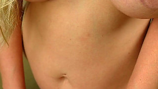 Anabelle Pync - Nude Yoga 2022