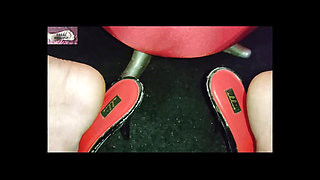 Adorando Os Pes E Mamando Uma Crossdresser 5
