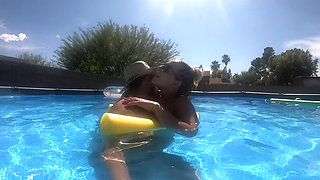 Risky Sex in the Pool Outside 9 Months Pregnant