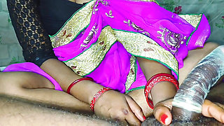 Desi pregnant Renu bhabhi ki devar ne jam kar chudai.indian aunty ko stepuncle ne raat me jam kar chudai kiya.hindi sex video
