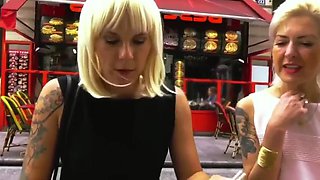 Sophie 40 years old wakes up her senses