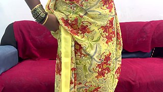 Indian Tamil Aunty Dirty Talking and Big Cock Fucking