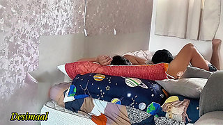 Ketika omku pulang ke rumah setelah dia ngentot tanteku dan dia pengen ngentot aku lagi.chodai