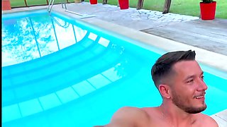 Perversion as soon as you wake up... - Jacquie et Michel TV