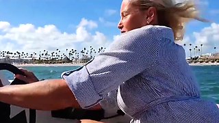 Big ass amateur blonde fucking POV in public