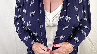 Mrs Mature Feet stripping down to her vintage Corsalette