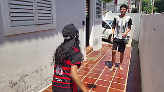 Os Irmos Jogando Futebol Acabou Numa Foda No Carro