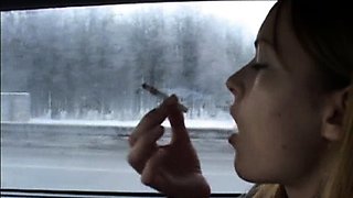 Amateur milf outdoors blowjob and fucking