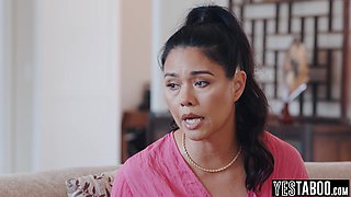 Wedding planner Asian mom fucks client