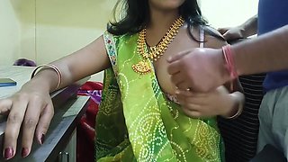 Indian Hot Receptionist Amazing Xxx Hot Sex With Office Boss!