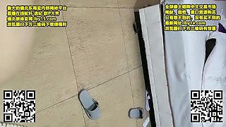 Amateur Hidden Cam Fuck On Couch