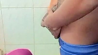 I Took a Bath with My Girlfriend. It Is Different to Have Sex in the Bathroom.