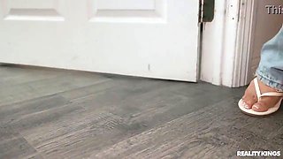 Laney Grey, Vanessa Sky & Hollywood Cash get down and dirty in a hot dorm fuck session