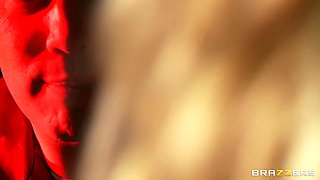 The Blindfold, The Babe And The Big Dick With Johnny Sins, Nicole Aniston - Brazzers