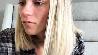 Amateur Blonde Teen Plays Solo with Toy Webcam Porn