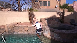 Hot sexy MILF kinky porn story