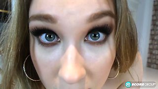Cheryl Blossom: Her Sexy Eyes Hypnotize