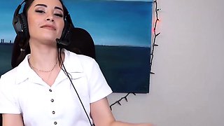 Aria Lee Cute Gamer Girl vibrate her clit