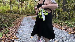 In the Country Road This Whore Squirts Out a Load