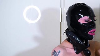 Amateur wild chick solo masturbation