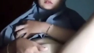 Hijab Masturbation When Husband Leaves for Out of Town